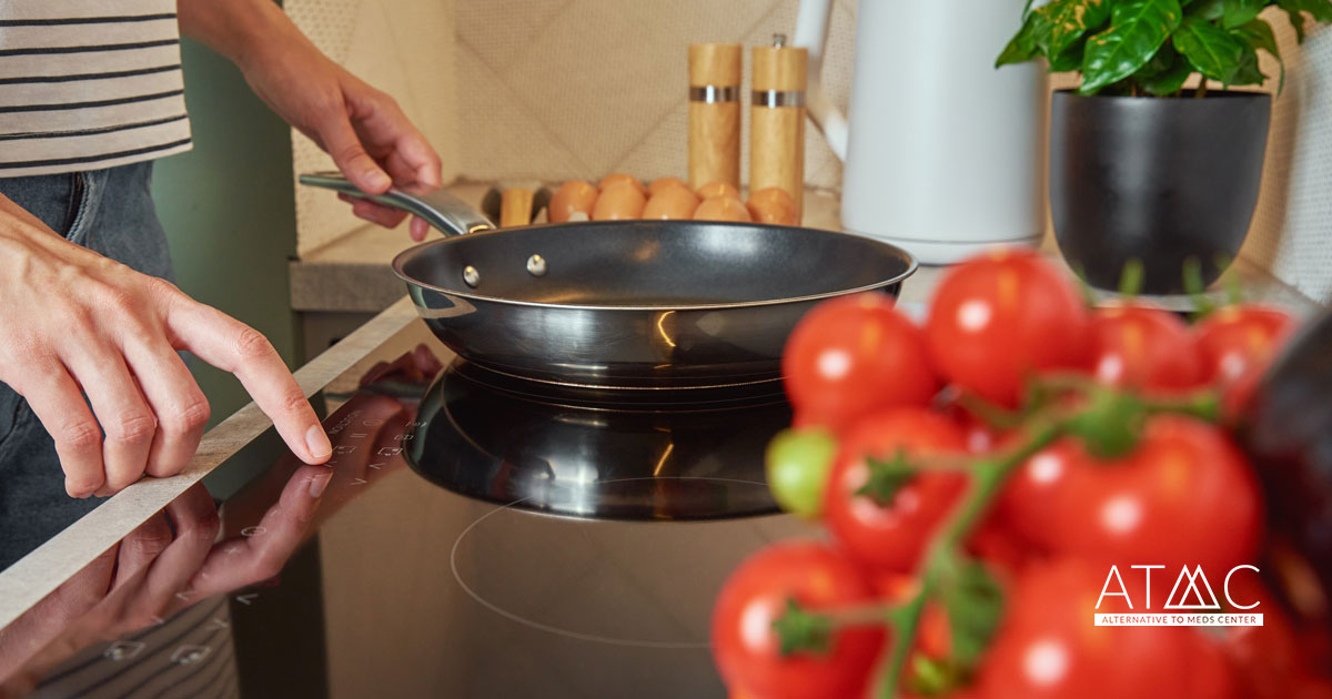 Non-stick Cooking Pans: Is Non-Stick cookware harmful to health? Read this!
